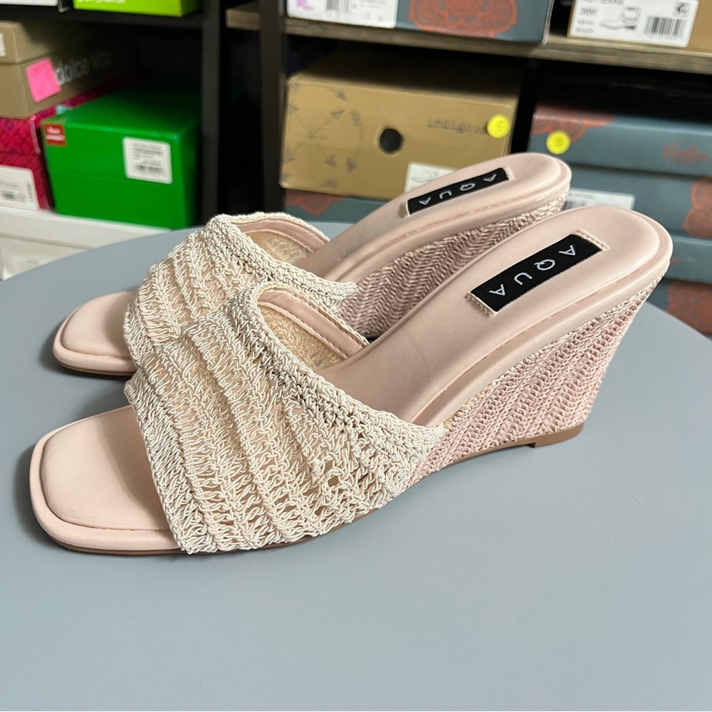 Aqua Textured Cream Wedge Sandals
